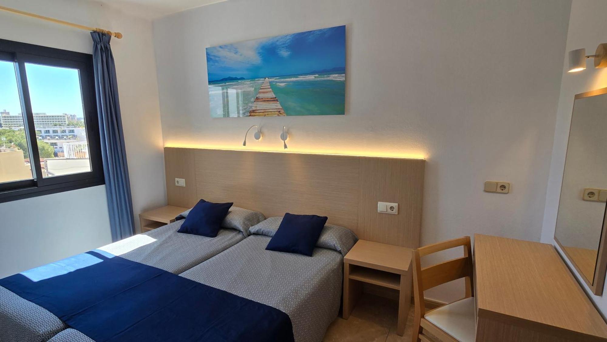 Marina Palmanova Apartamentos Luaran gambar