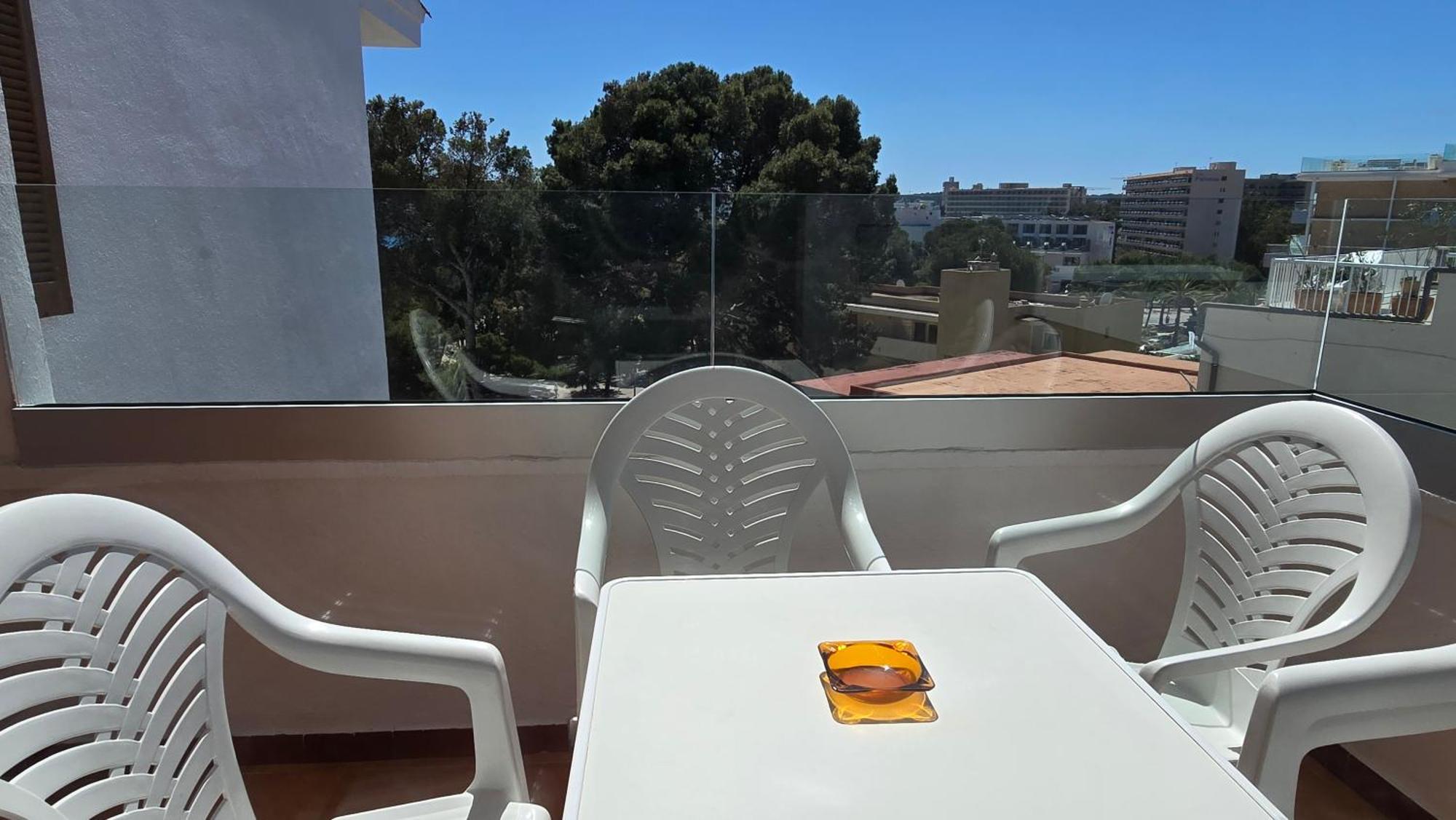 Marina Palmanova Apartamentos Luaran gambar