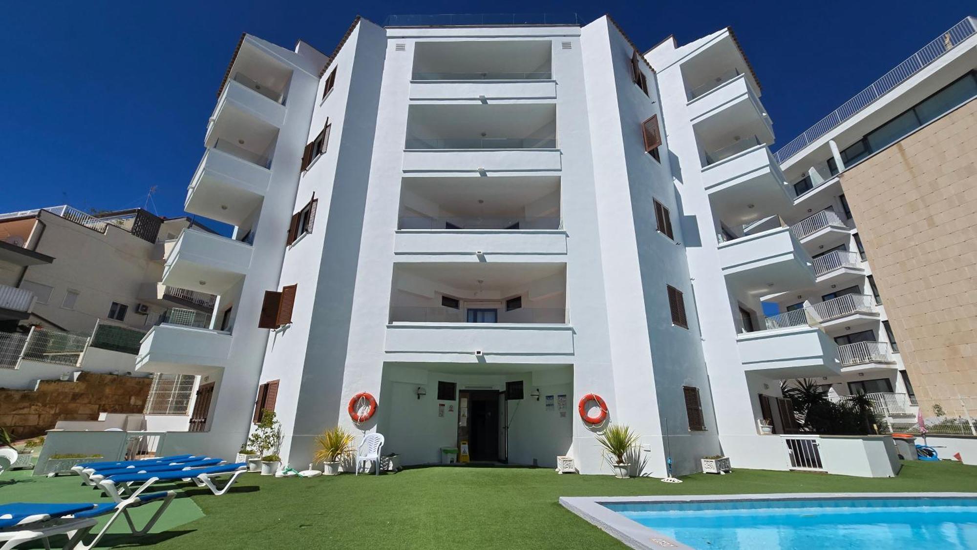 Marina Palmanova Apartamentos Luaran gambar