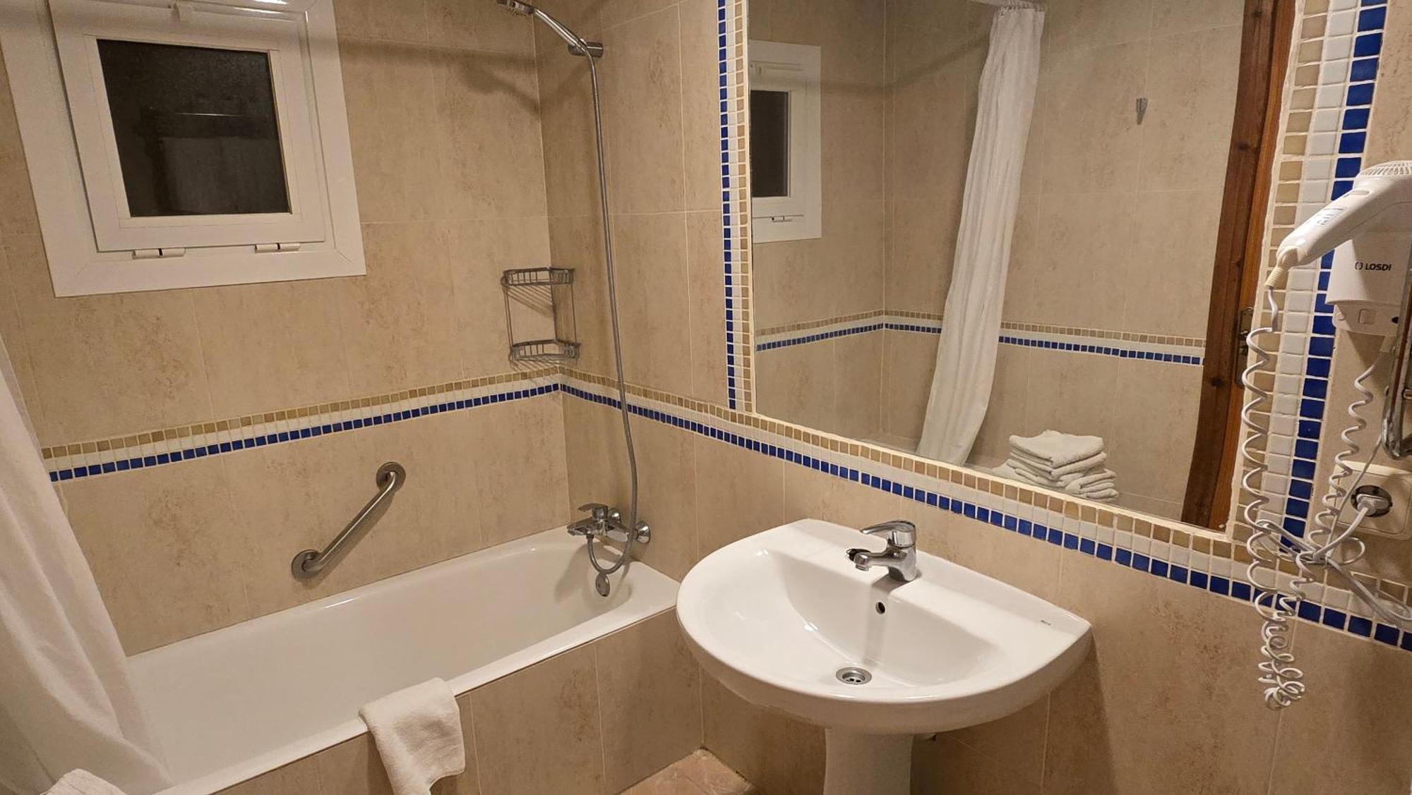 Marina Palmanova Apartamentos Luaran gambar