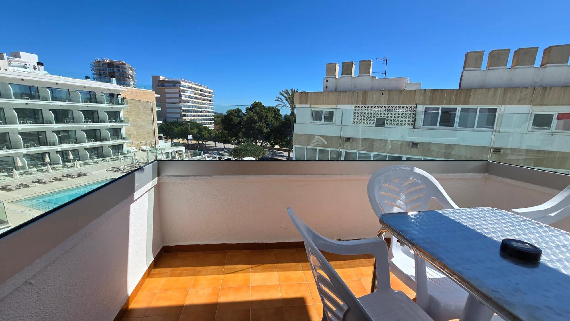 Marina Palmanova Apartamentos Luaran gambar