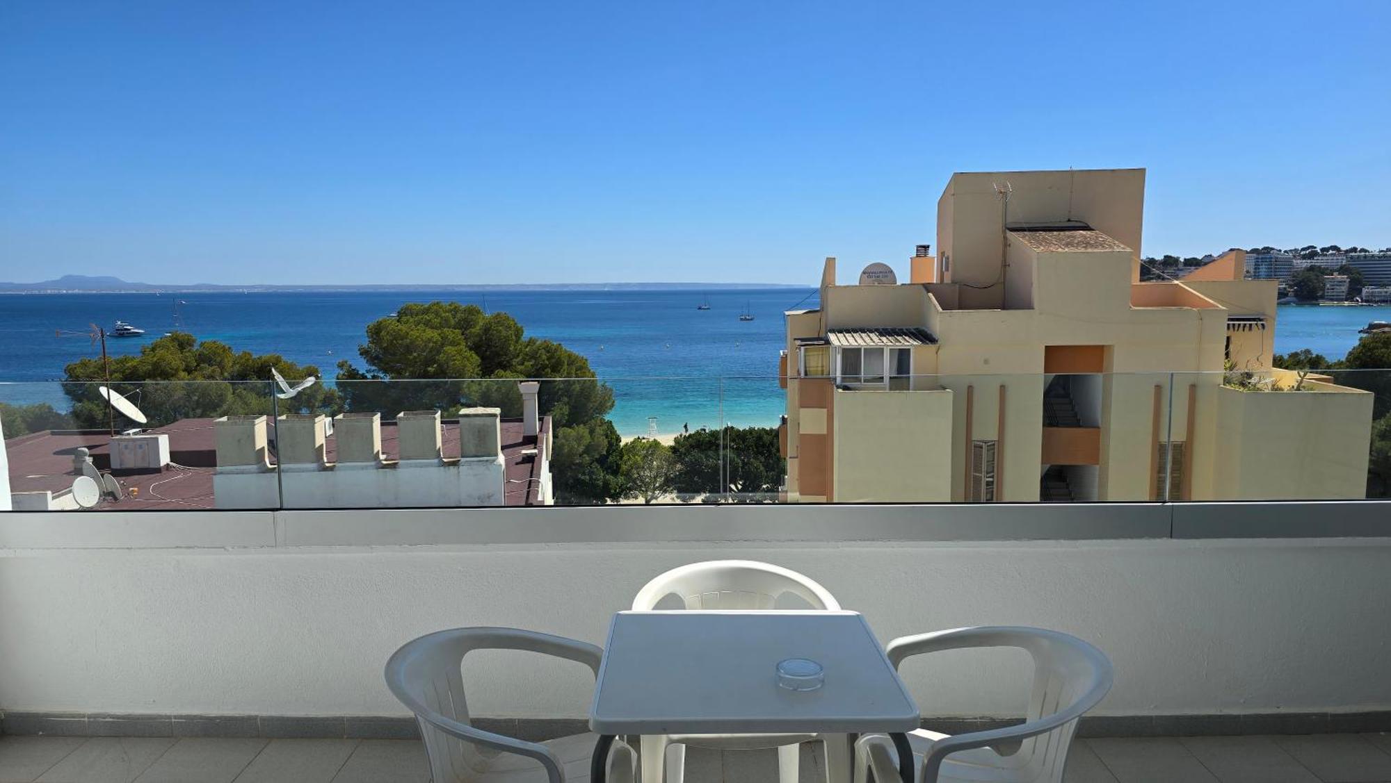 Marina Palmanova Apartamentos Luaran gambar