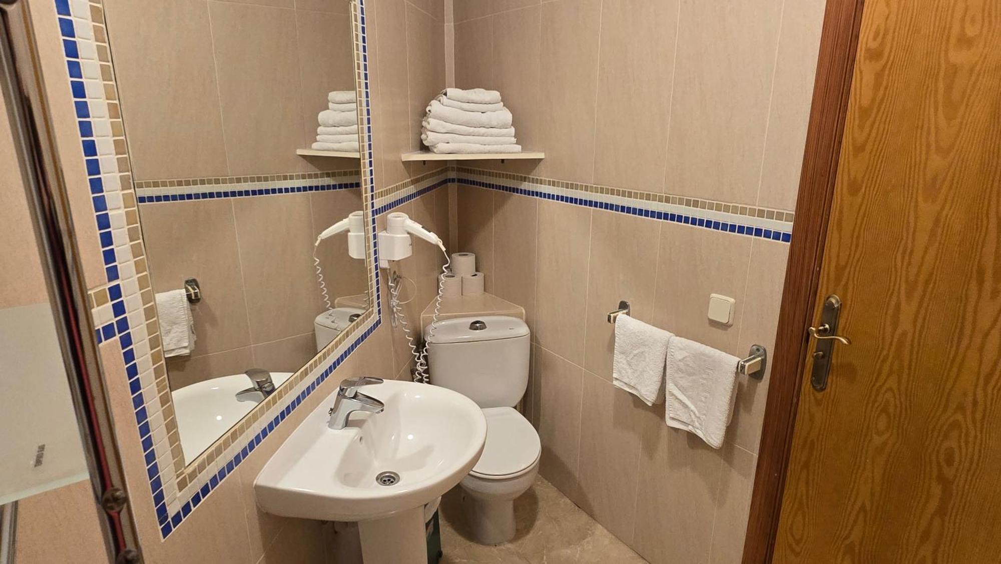 Marina Palmanova Apartamentos Luaran gambar
